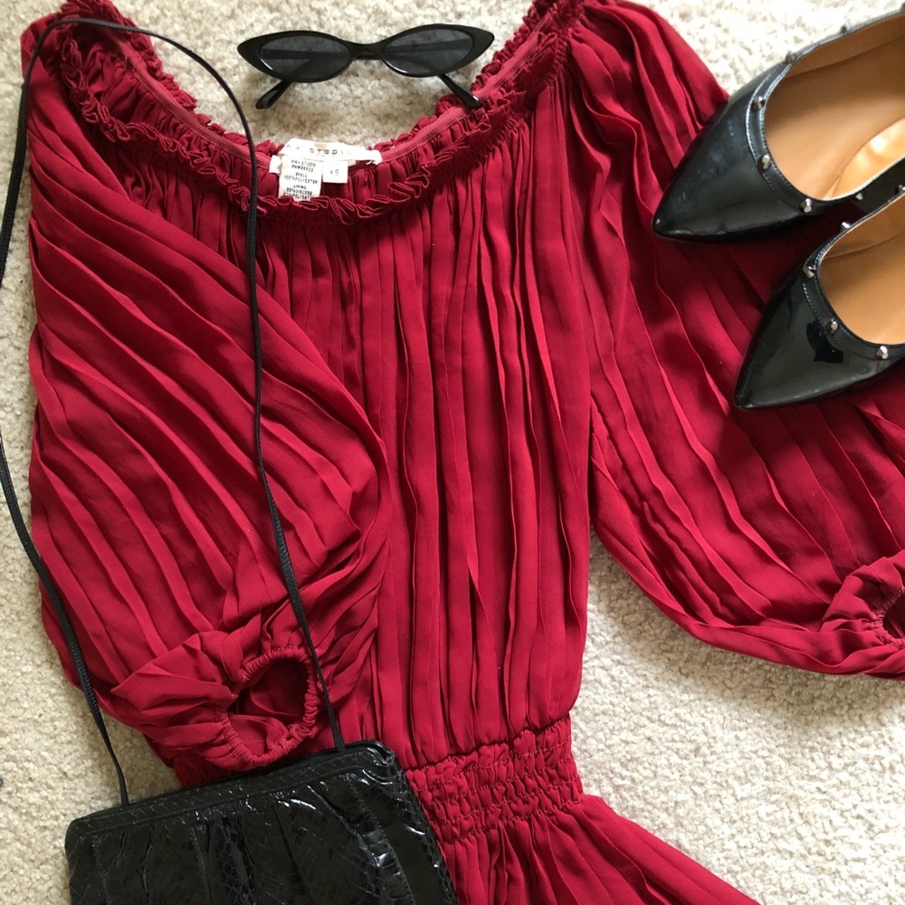 Max Studio red chiffon pleated Holiday dress